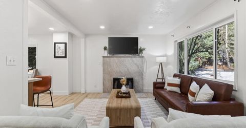 8536 Loch Levon Ave, Kings Beach, CA 96143 Photo