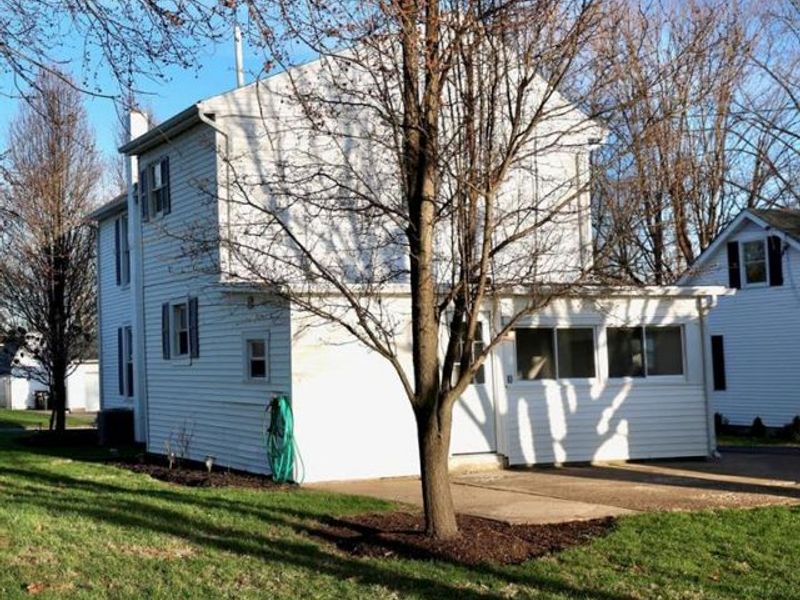 54 Apple Drive, Farmersville, OH 45325 Photo 4