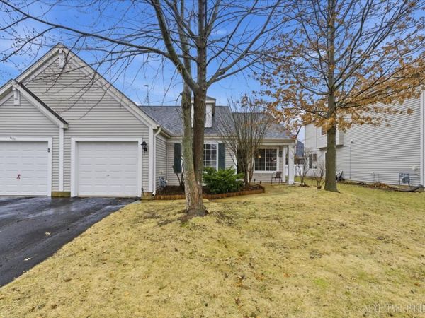 2468 Roxbury Lane, Montgomery, IL 60538