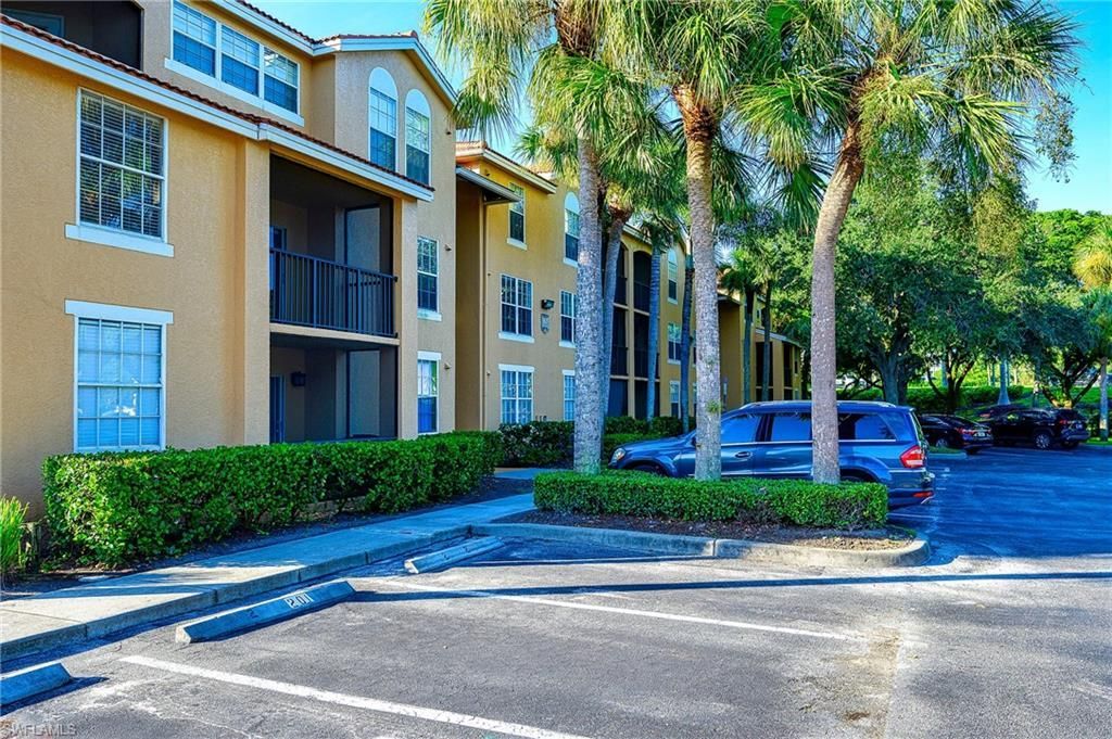 8735 River Homes Ln , Unit 6104, Bonita Springs, FL 34135 Photo