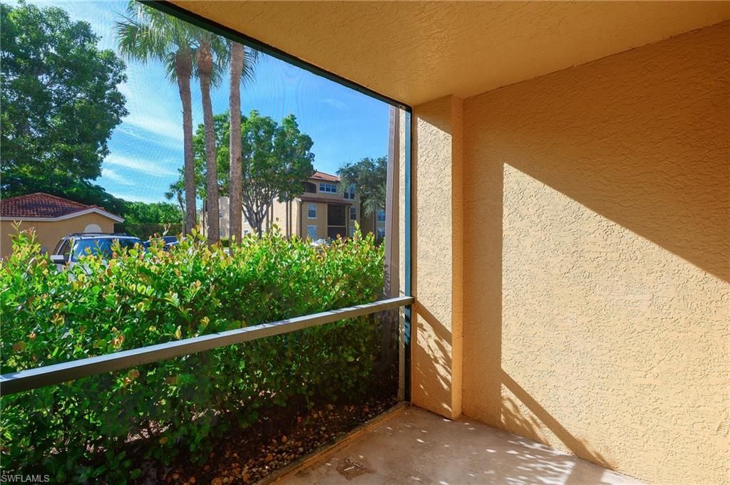 8735 River Homes Ln, Unit 6104, Bonita Springs, FL 34135 Photo