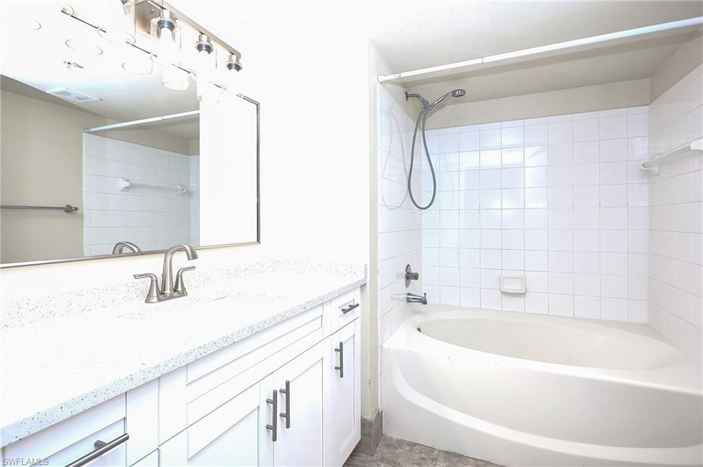 8735 River Homes Ln, Unit 6104, Bonita Springs, FL 34135 Photo