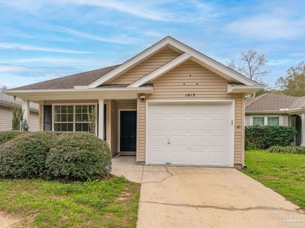 1613 Governors Dr, Pensacola, FL 32514