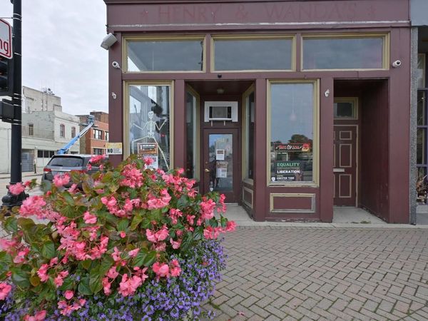 501 6th STREET, Racine, WI 53403