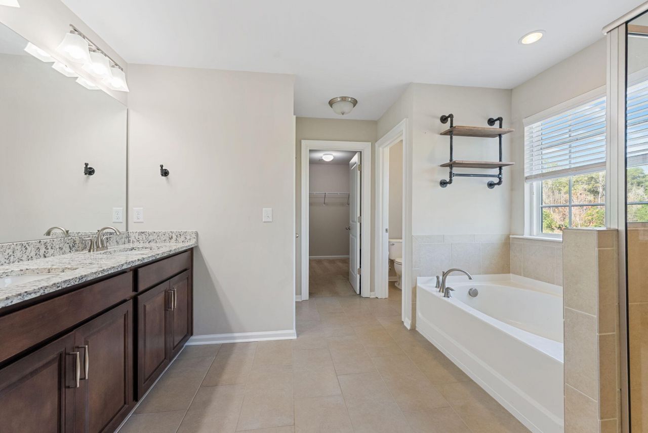 104 Coastal Wood Lane Photo 17