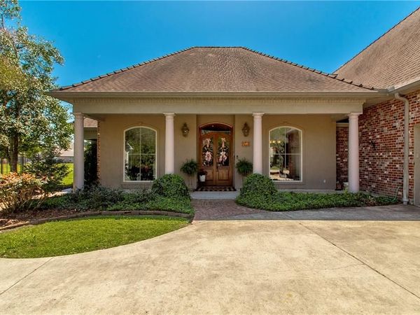 451 LAKE ORLEANS Boulevard , Ponchatoula, LA 70454