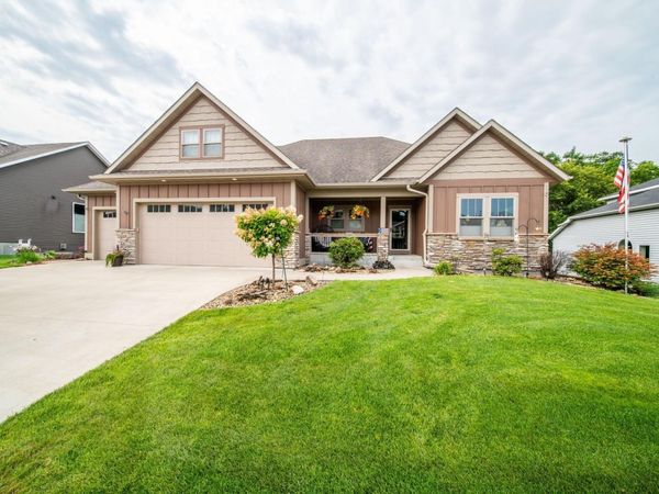 2990 Stone Park Drive NE, Rochester, MN 55906