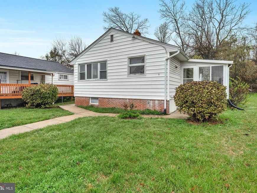 6 Bright Circle, Gwynn Oak, MD 21207 Main Photo