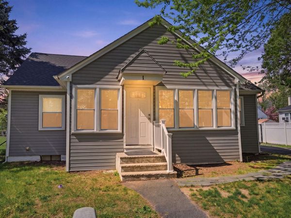 1 W POST ROAD, MORRISVILLE, PA 19067
