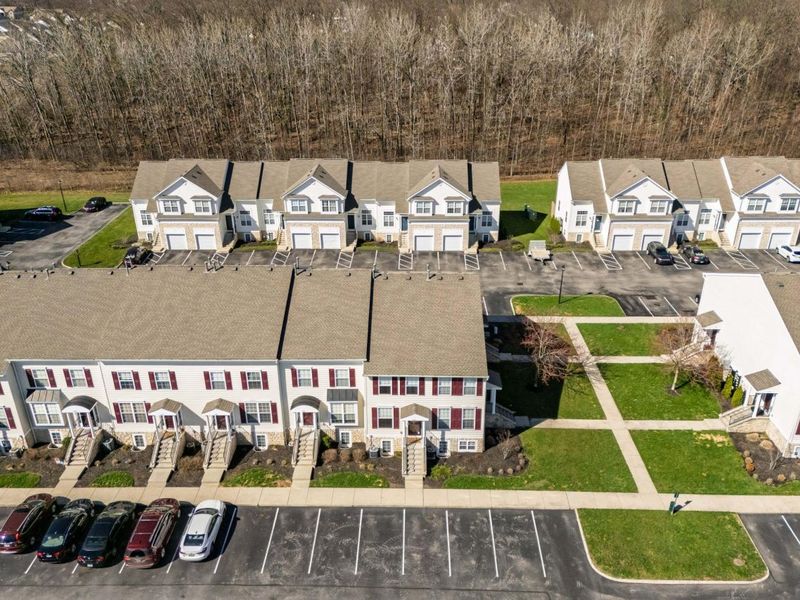 5963 Silver Charms Way , Unit B, New Albany, OH 43054 Photo 3