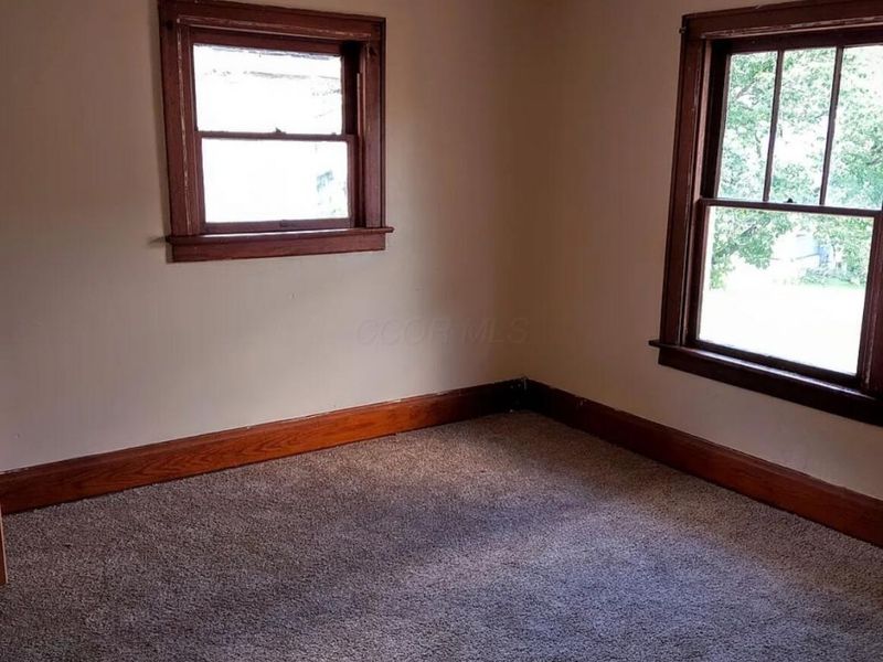 140 N Warren Avenue, Columbus, OH 43204 Photo 8