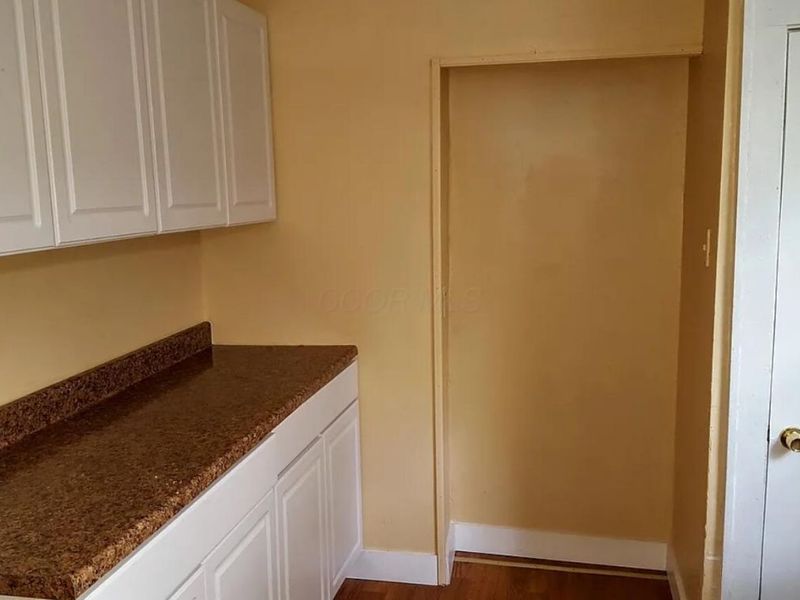 140 N Warren Avenue, Columbus, OH 43204 Photo 9