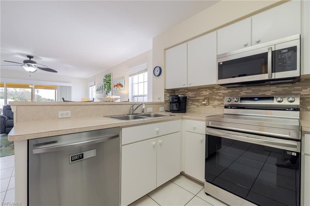 4041 SE 11th Pl, Unit 104, Cape Coral, FL 33904 Photo