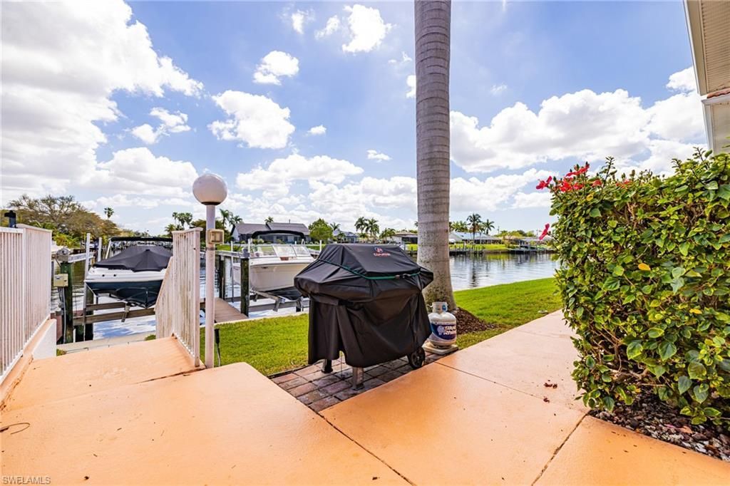 4041 SE 11th Pl, Unit 104, Cape Coral, FL 33904 Photo