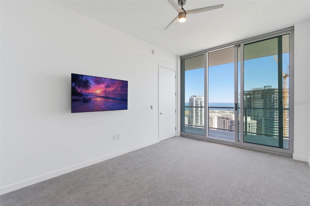 400 Central Avenue, Unit 2903, Saint Petersburg, FL 33701 Photo