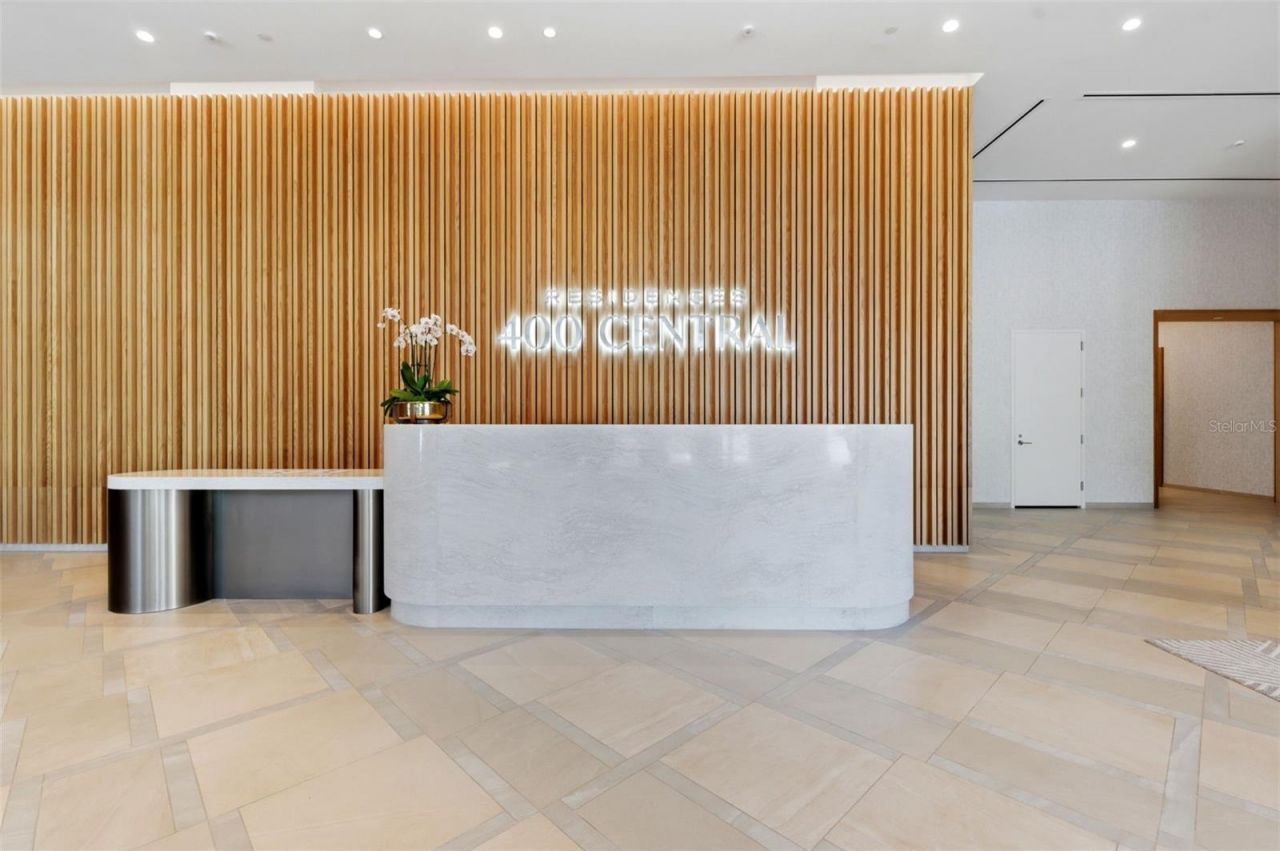 400 Central Avenue, Unit 2903, Saint Petersburg, FL 33701 Photo