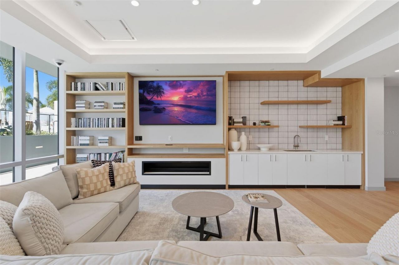 400 Central Avenue, Unit 2903, Saint Petersburg, FL 33701 Photo