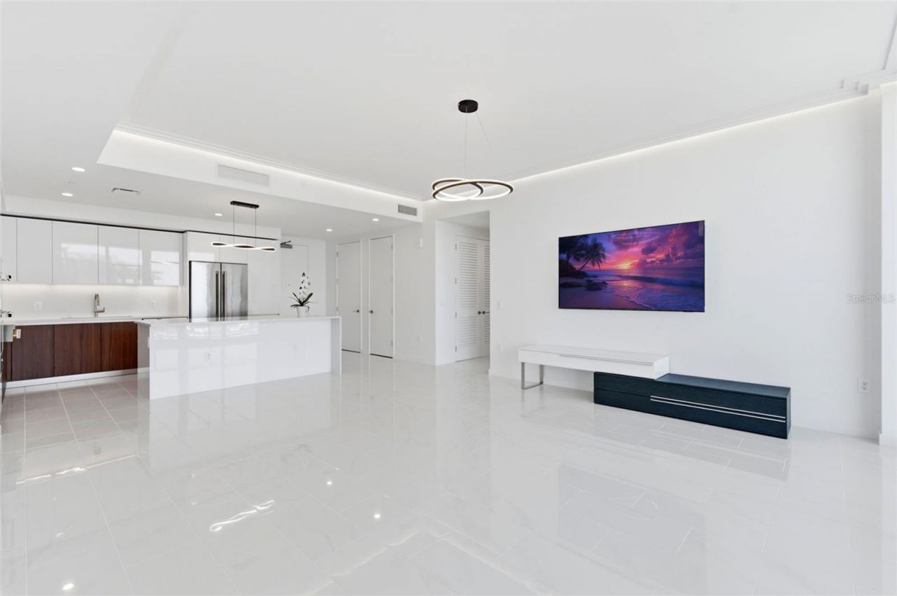 400 Central Avenue, Unit 2903, Saint Petersburg, FL 33701 Photo