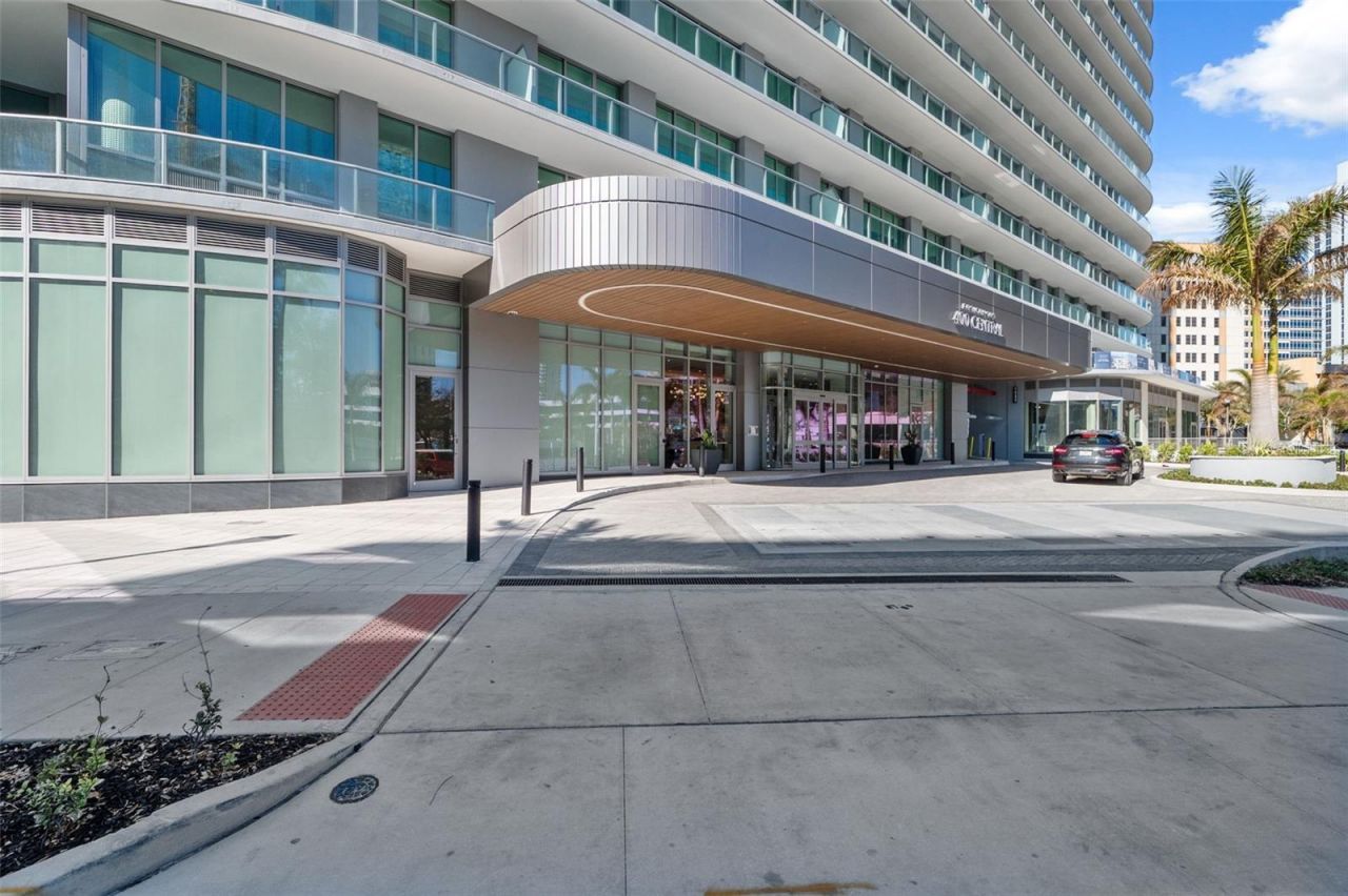 400 Central Avenue, Unit 2903, Saint Petersburg, FL 33701 Photo