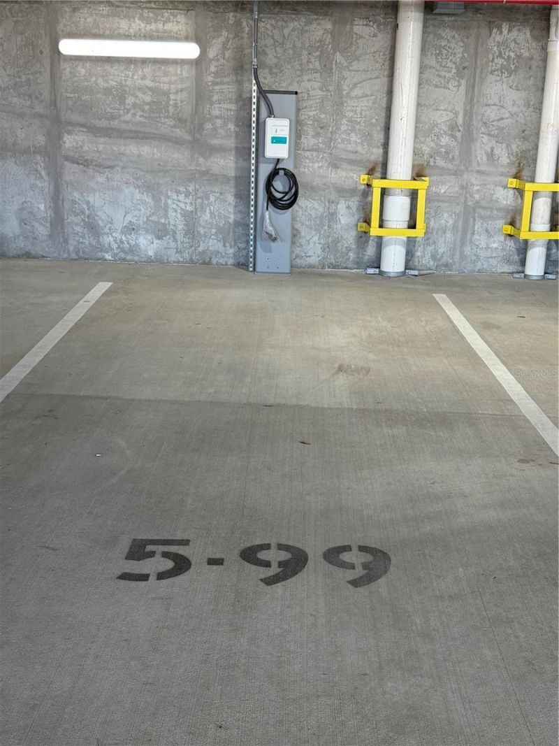 400 Central Avenue, Unit 2903, Saint Petersburg, FL 33701 Photo