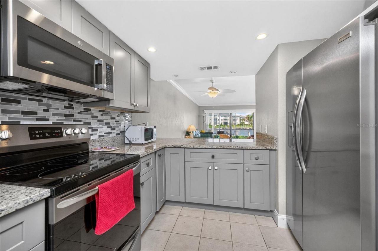 3670 Bal Harbor Boulevard , Unit 1F, Punta Gorda, FL 33950 Photo