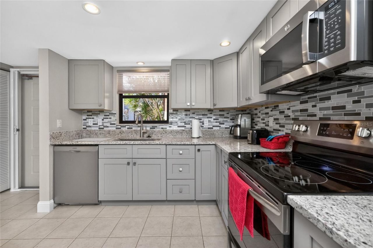 3670 Bal Harbor Boulevard , Unit 1F, Punta Gorda, FL 33950 Photo