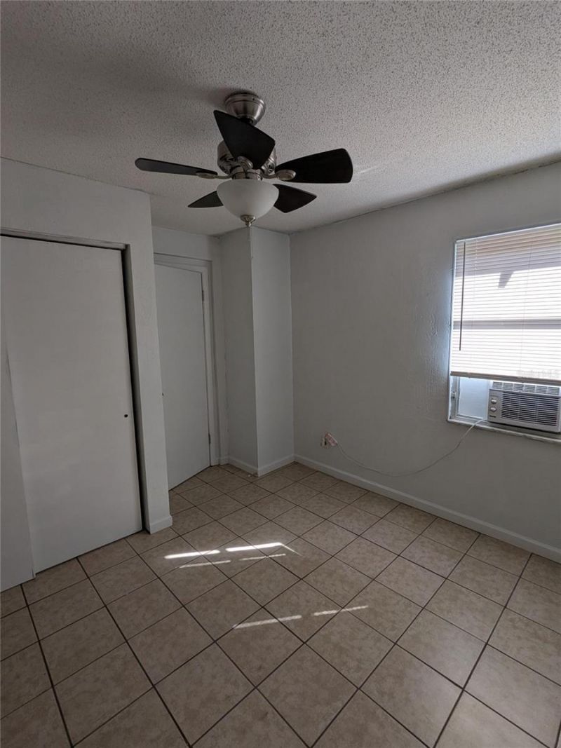 1734 Newark Street S, Saint Petersburg, FL 33711 Photo