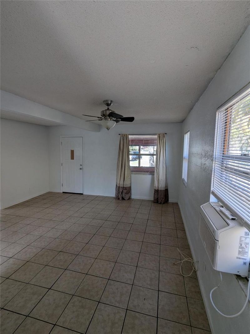 1734 Newark Street S, Saint Petersburg, FL 33711 Photo