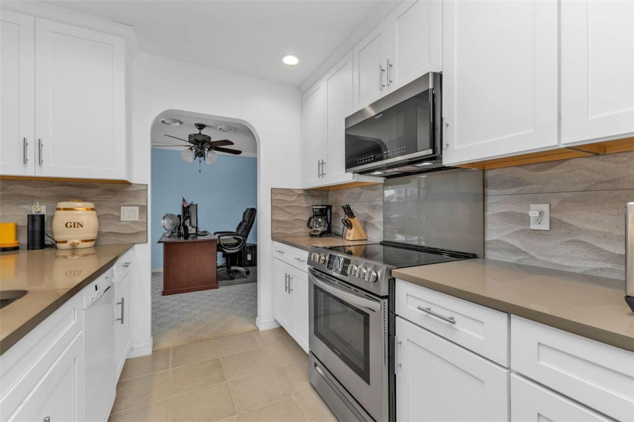 610 Eleuthera Drive, Punta Gorda, FL 33950 Photo