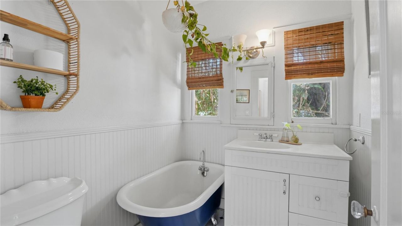 2722 2nd Avenue W, Bradenton, FL 34205 Photo