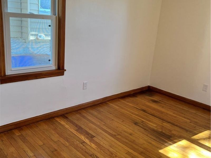 304 E Tuscarawas Avenue, Barberton, OH 44203 Photo 16