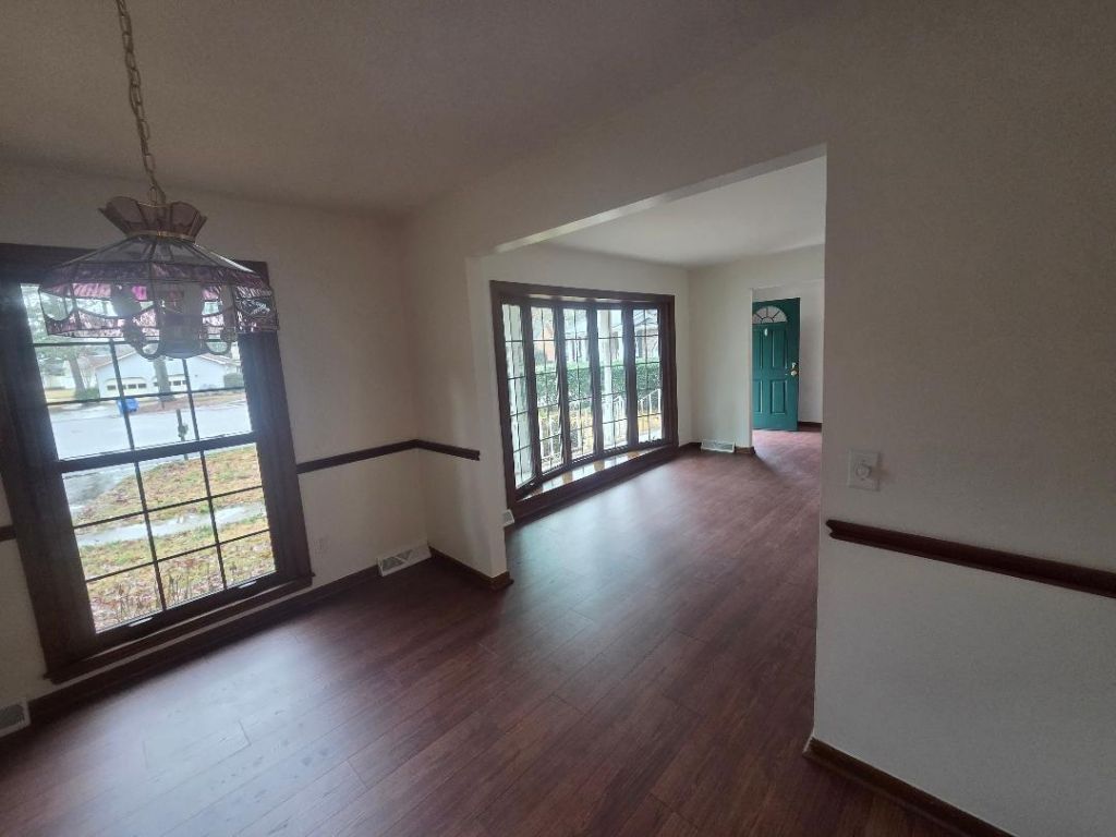 102 Wessex Terrace Photo 15