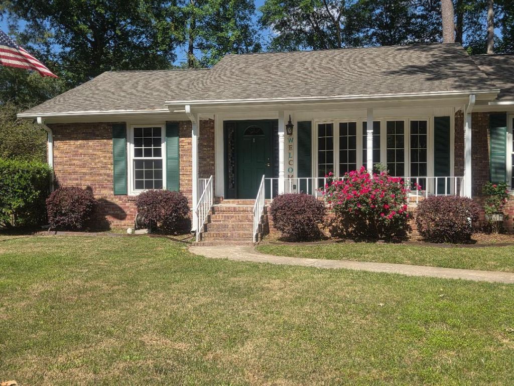 102 Wessex Terrace Photo 2