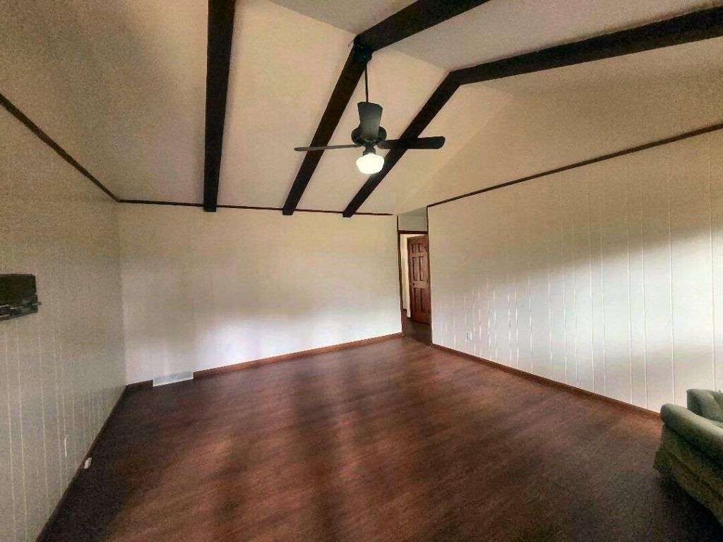 102 Wessex Terrace Photo 29