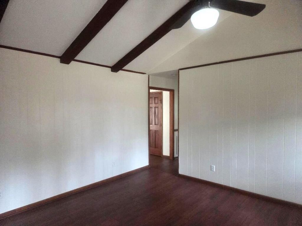 102 Wessex Terrace Photo 32