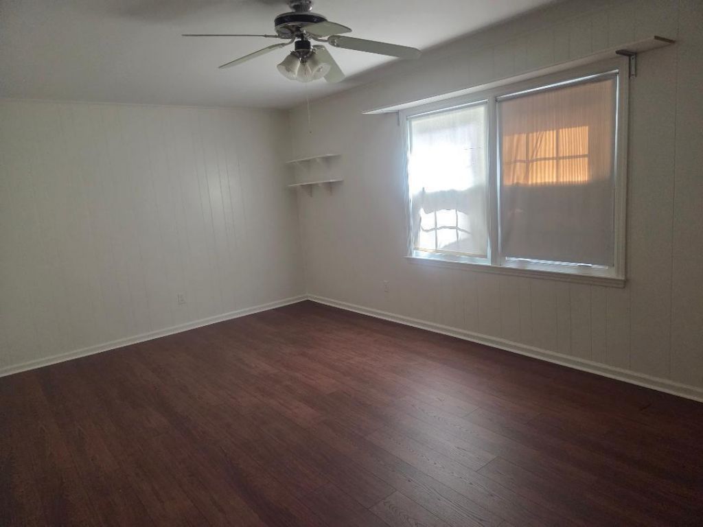 102 Wessex Terrace Photo 46