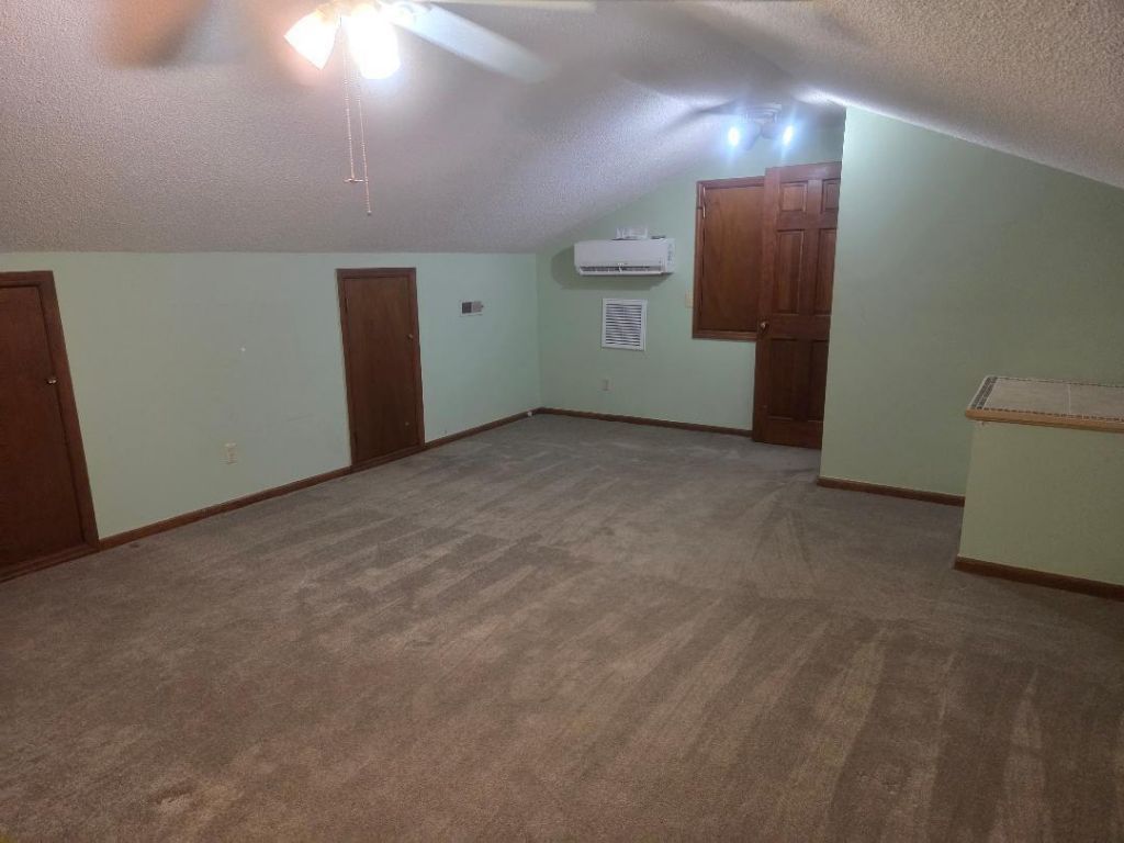 102 Wessex Terrace Photo 50