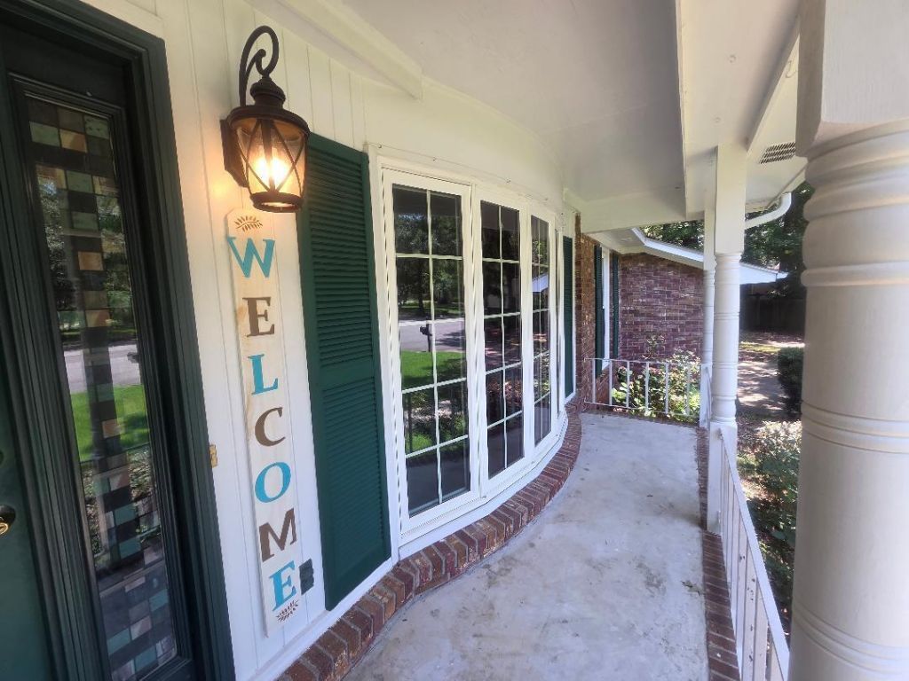 102 Wessex Terrace Photo 6