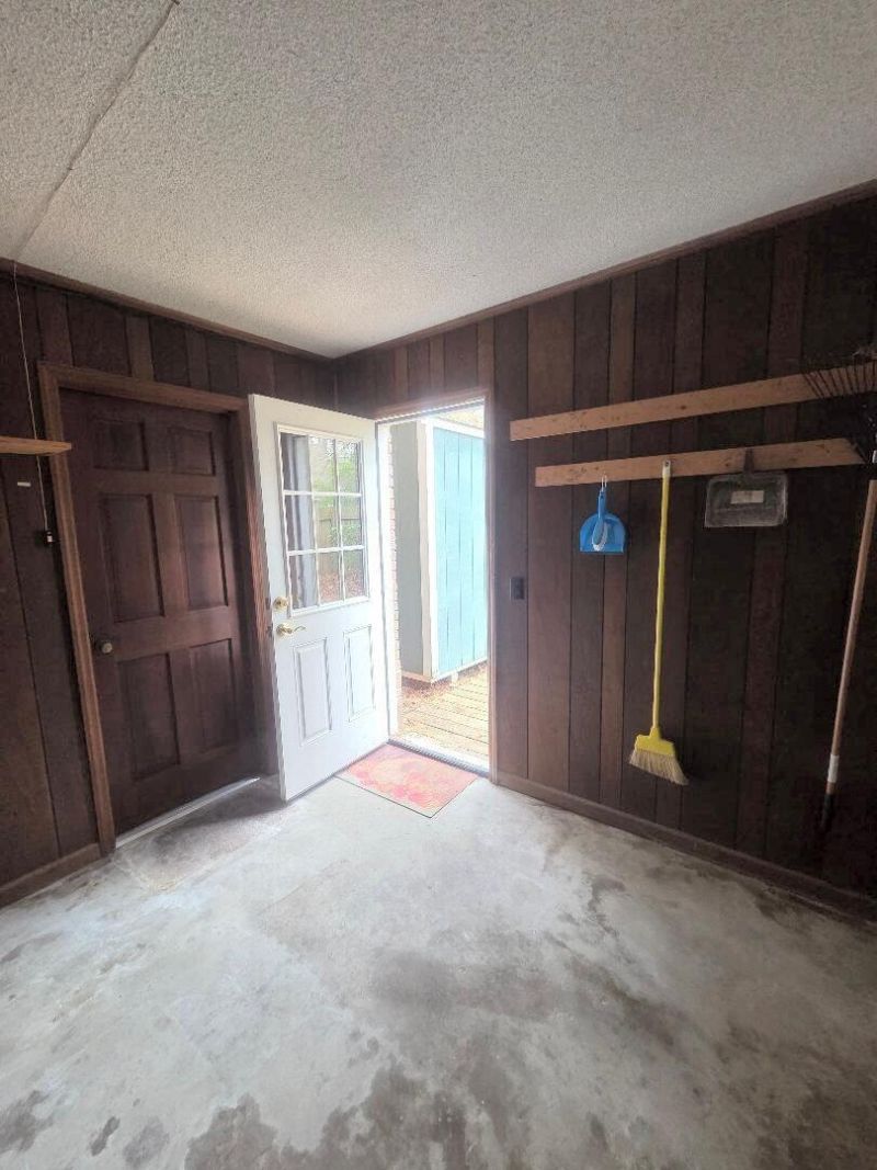 102 Wessex Terrace Photo 60