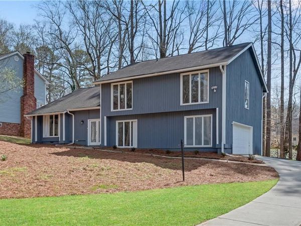 5360 Willow Point Parkway , Marietta, GA 30068