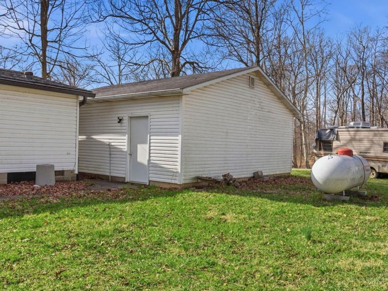 7016 Pine Trail, Paint Twp, OH 45133 Photo 52