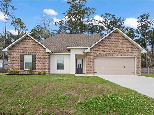 28051 BLUE SKY Drive , Ponchatoula, LA 70454