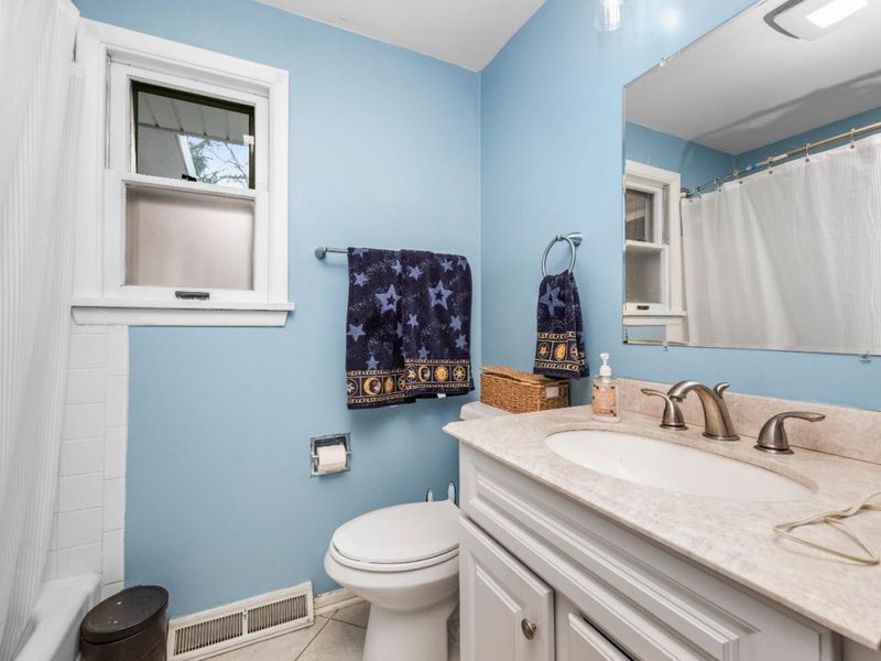 645 Terra Lane, Amherst, OH 44001 Photo 26