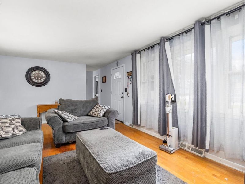 645 Terra Lane, Amherst, OH 44001 Photo 6