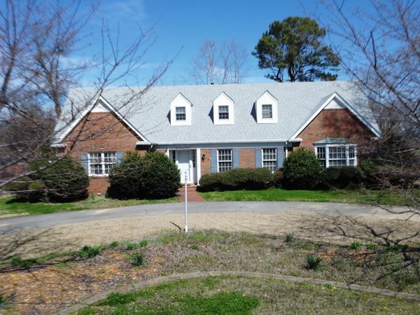 1030 Thorntree Drive, Dyersburg, TN 38024