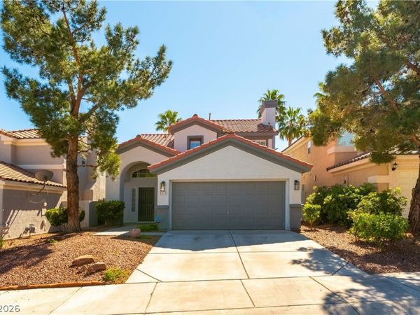 9813 Peseo Cresta Avenue, Las Vegas, NV 89117