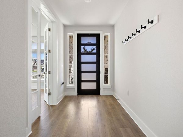 326 Smithsonian LN, Kyle, TX 78640