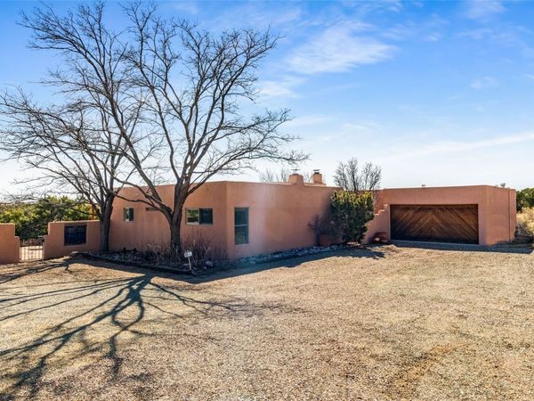 5 Cerrado Court , Santa Fe, NM 87508