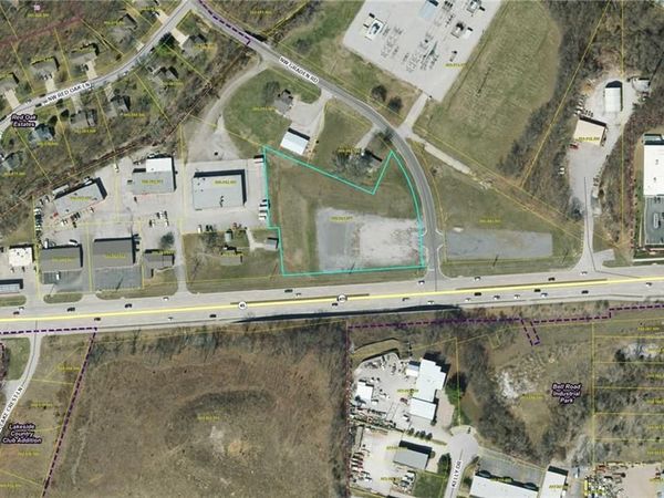 highway 45 Highway, Parkville, MO 64152