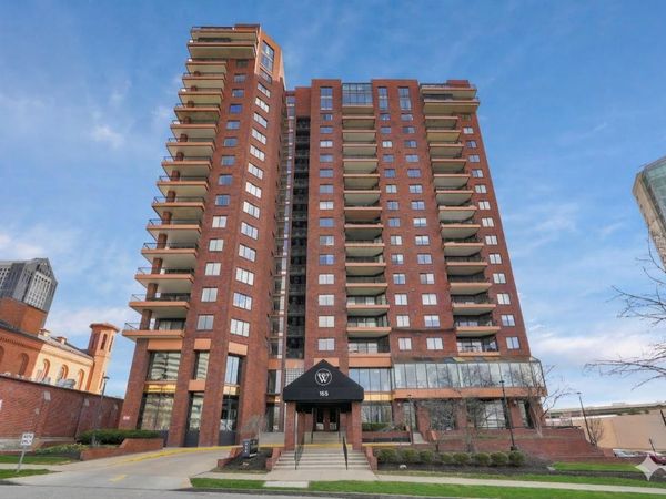 155 W Main Street, Unit 802, Columbus, OH 43215